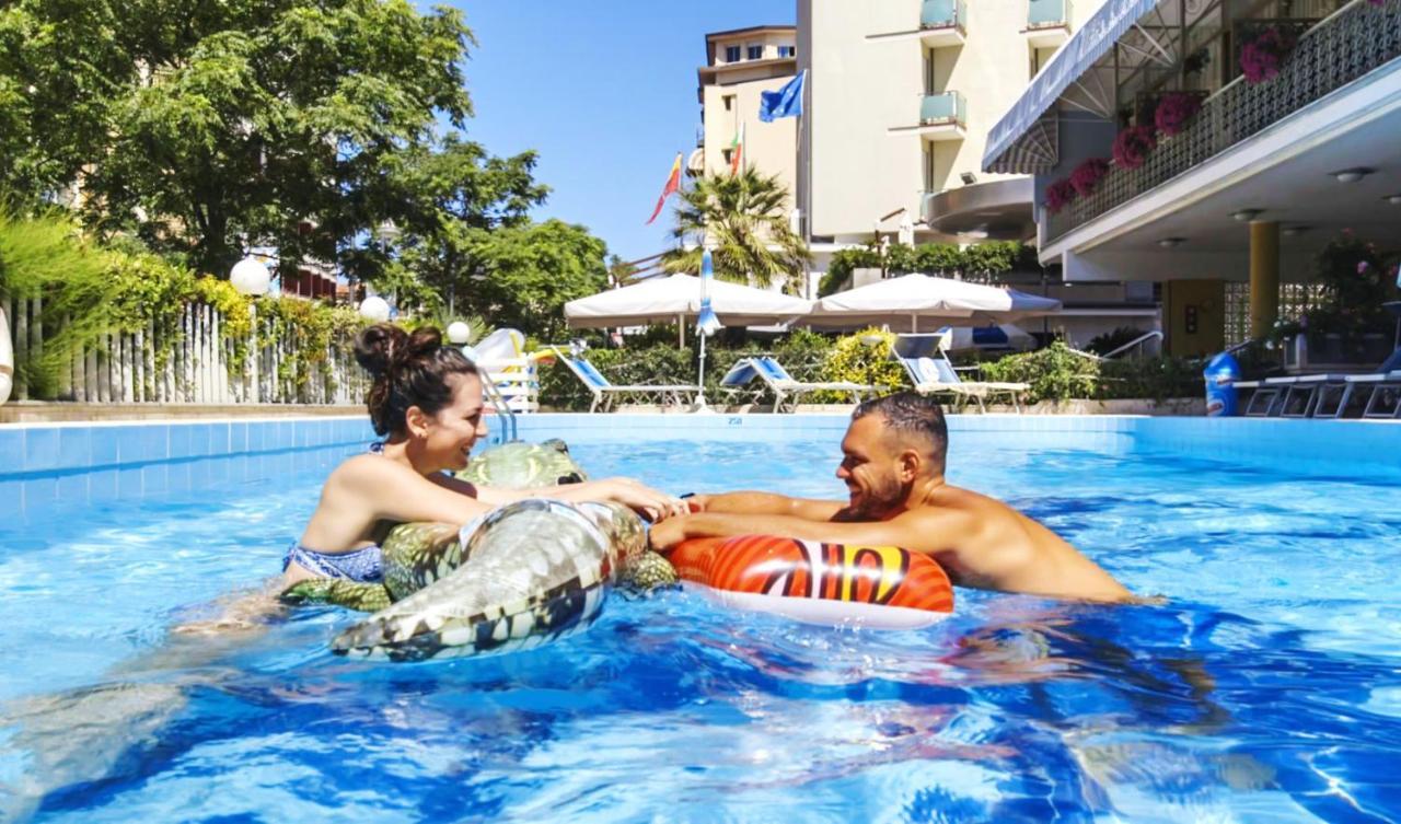 Hotel Royal-Spiaggia Gatteo a Mare Exterior foto